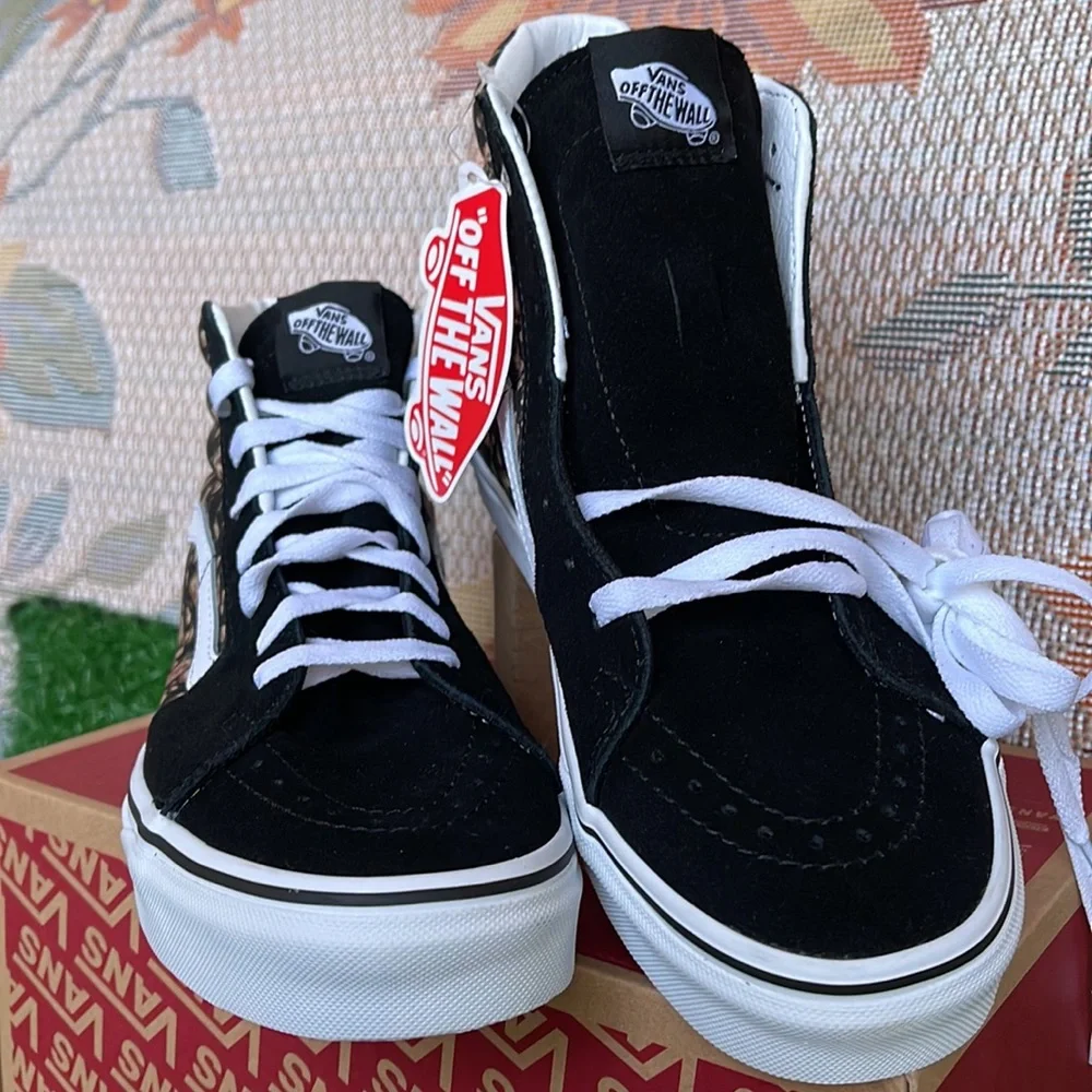 Vans WMNS Sk8-Hi Rose Dreams Black/White VN0005U9BZW Sneakers